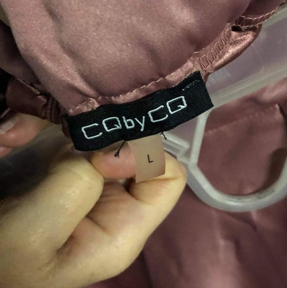 Pink Skirt (also Shoes, or bodysuit) - Picture 6 of 6